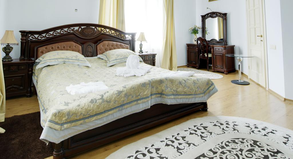 Pearl Mini-hotel 3* Odesa