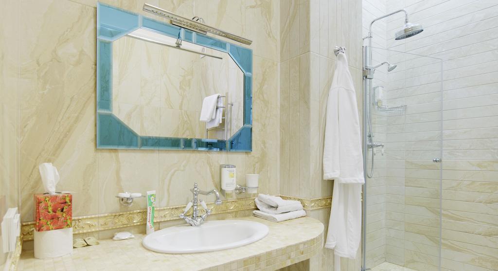 Pearl Mini-hotel Hotel